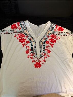 Embroidered V-Neck Floral Top - White with Red Floral